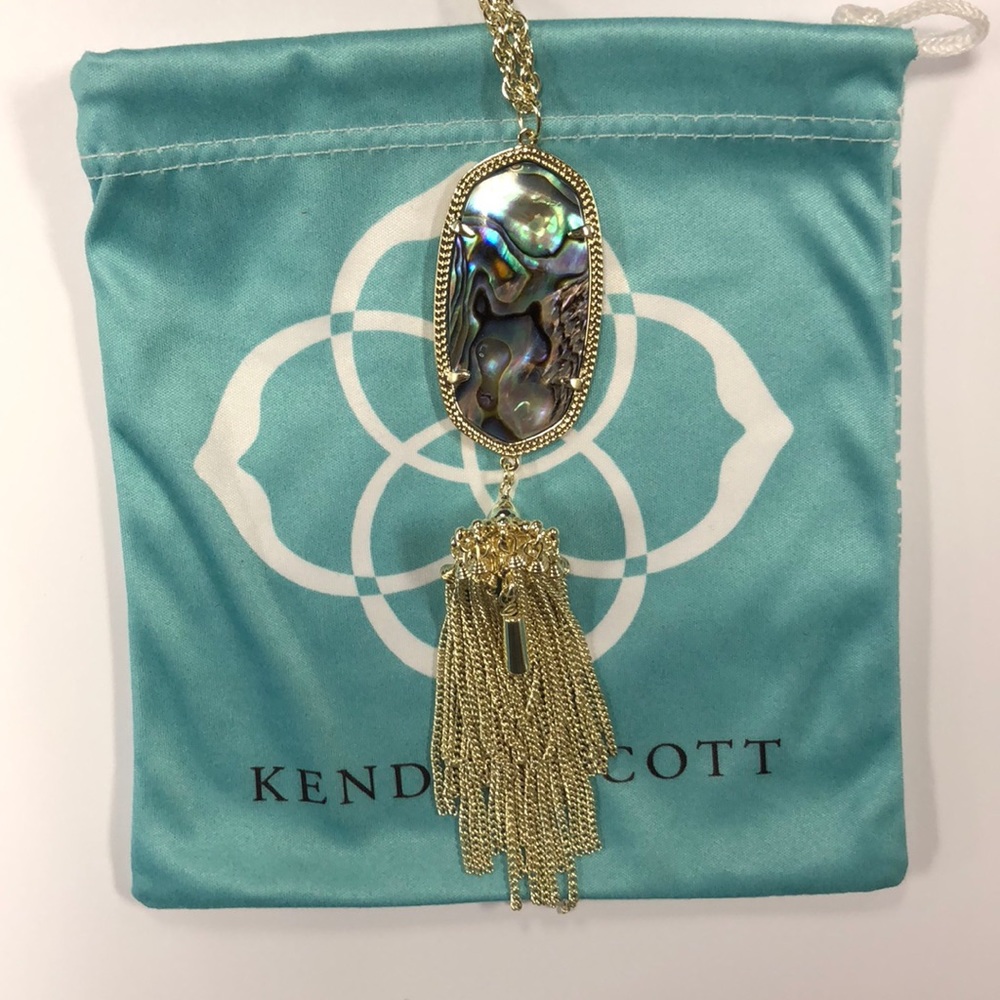 Kendra Scott Rayne Long Pendant Necklace in Gold